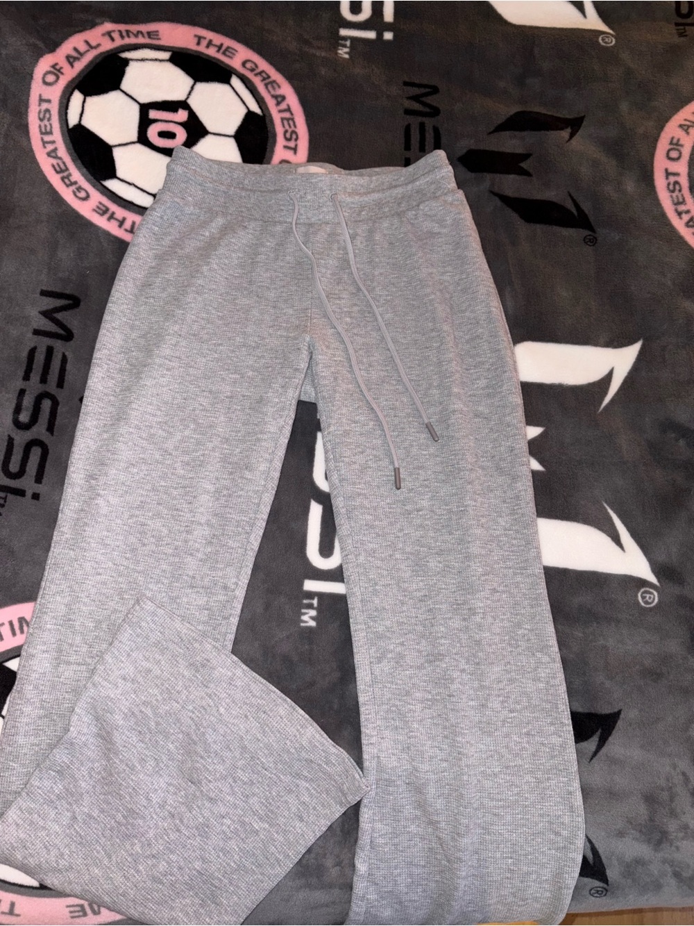 Aritzia waffle pants grey